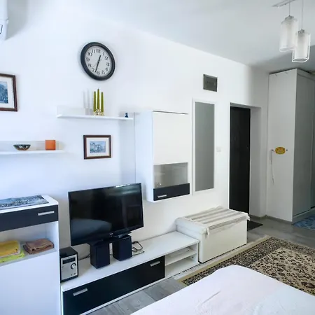 Blu Bey פומורי